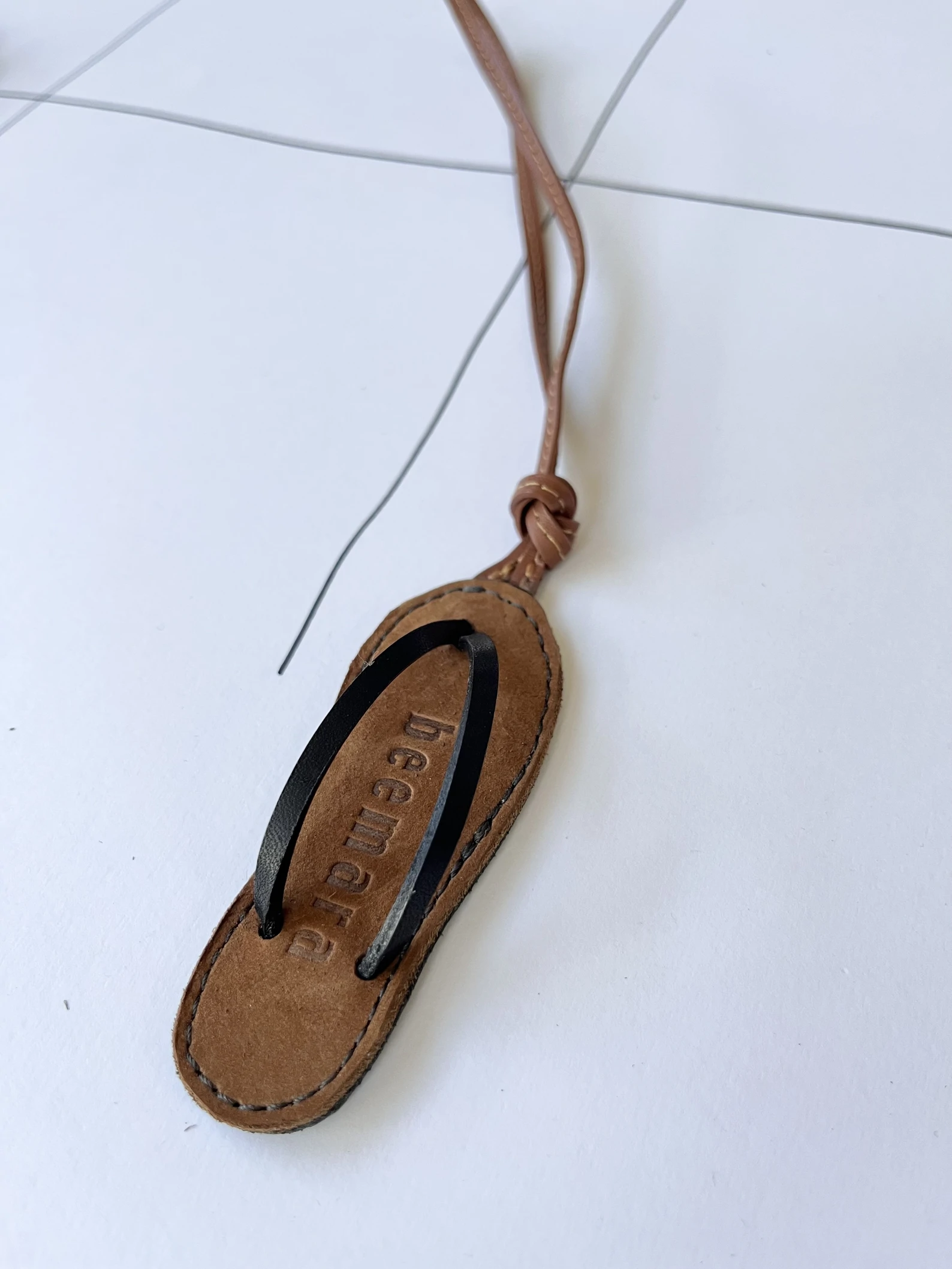 Beemara privjesci / charms — slika 23