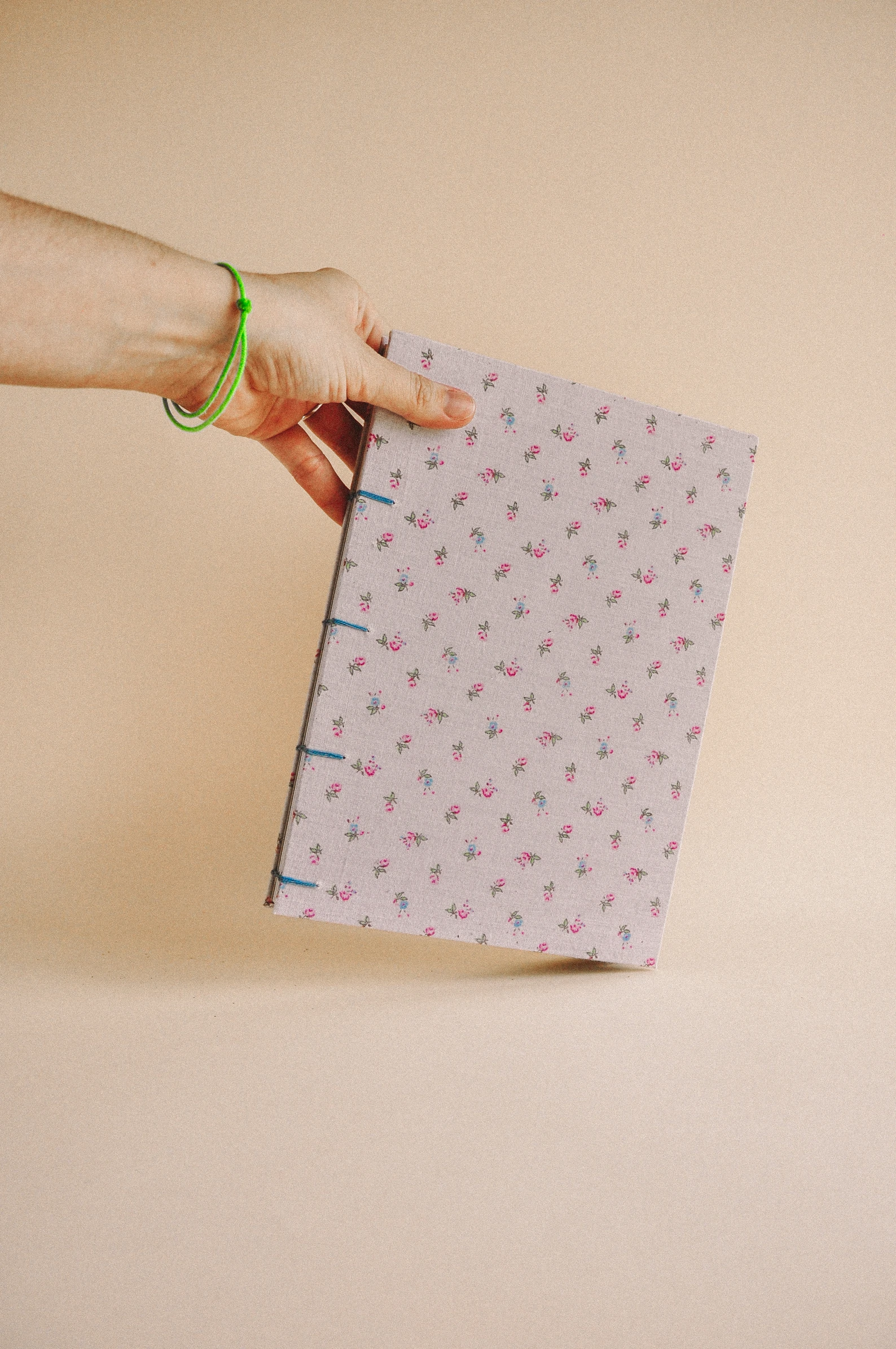 KOŠULJA • dnevnik / sketchbook • korice od spašenog tekstila — slika 3