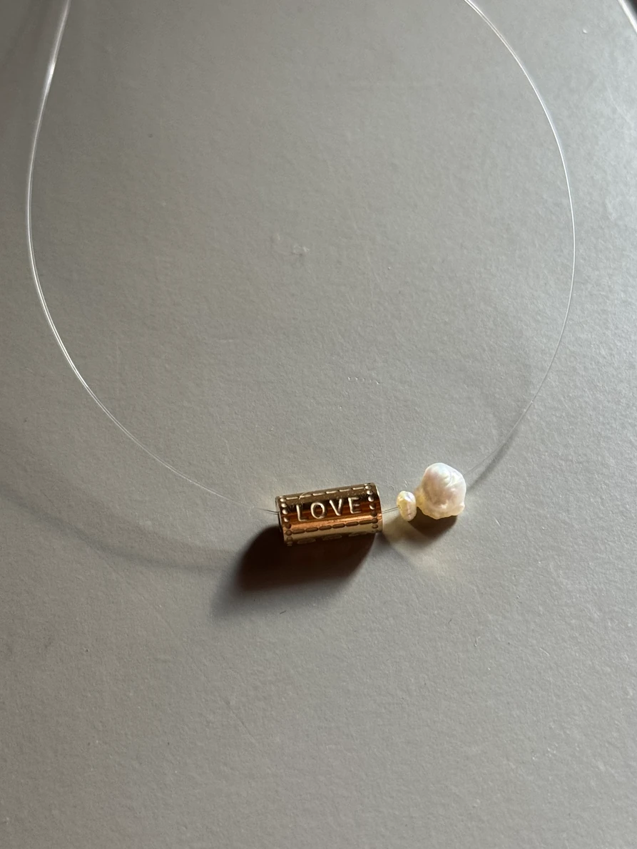 Love invisible ogrlica
