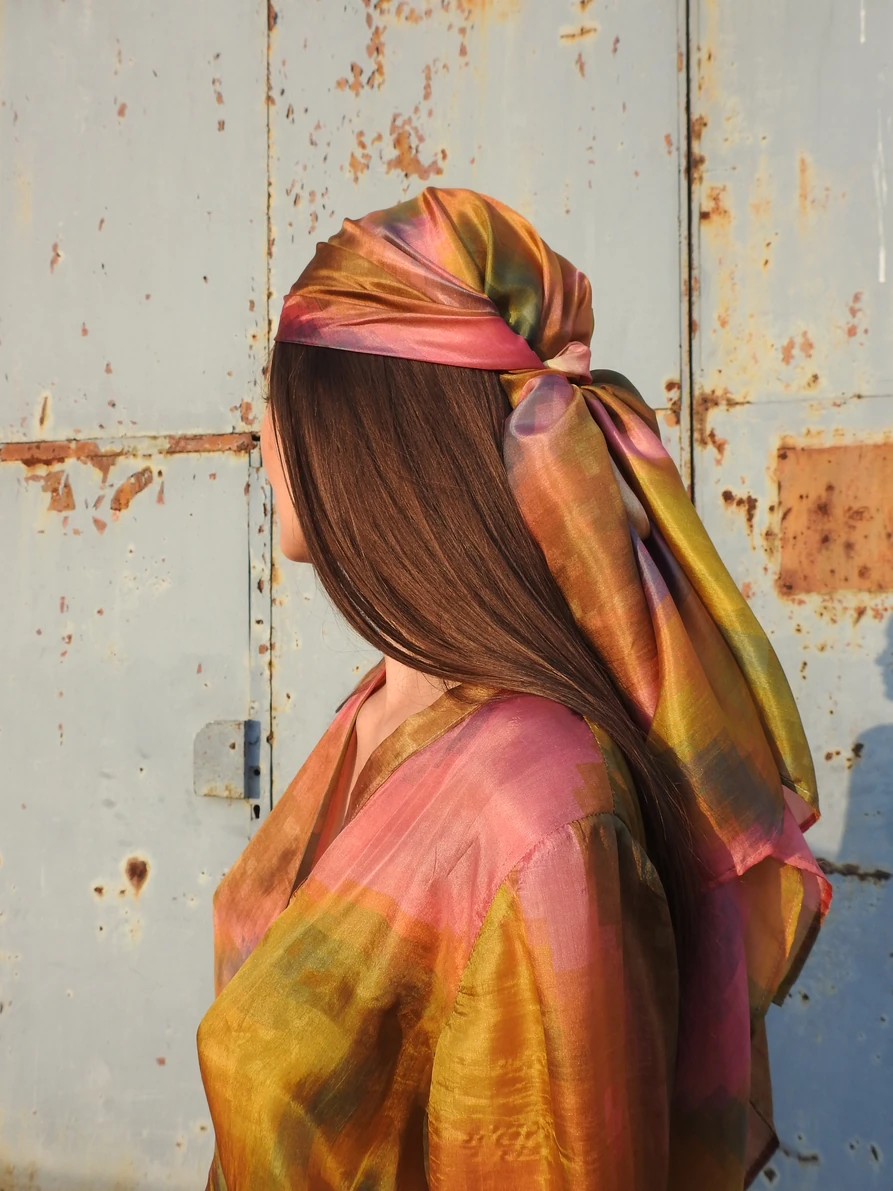 Aurora Silk Scarf — slika 2