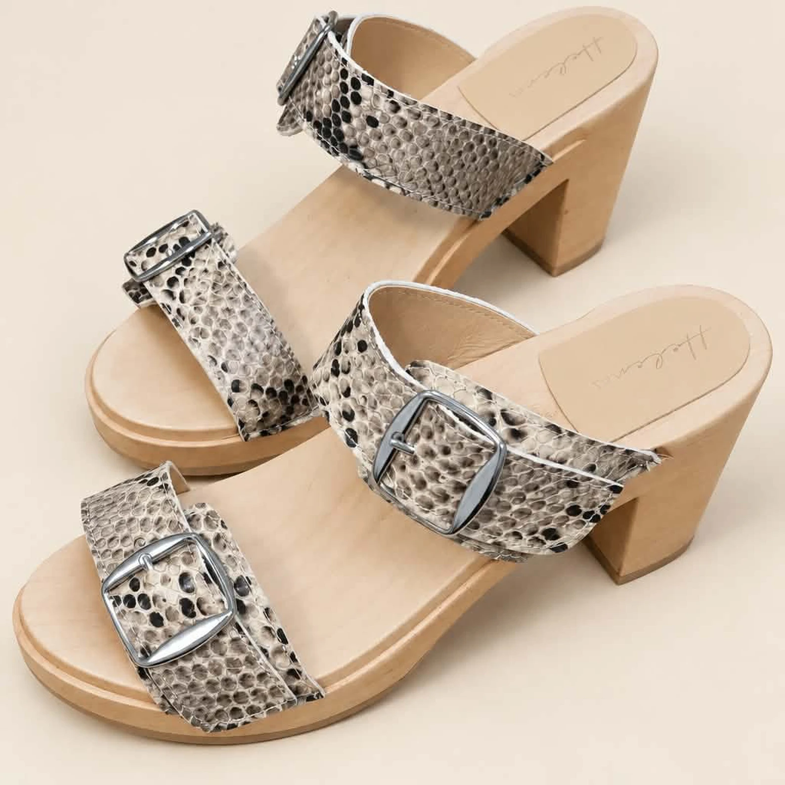 Klompa visoka peta Snake print br 41