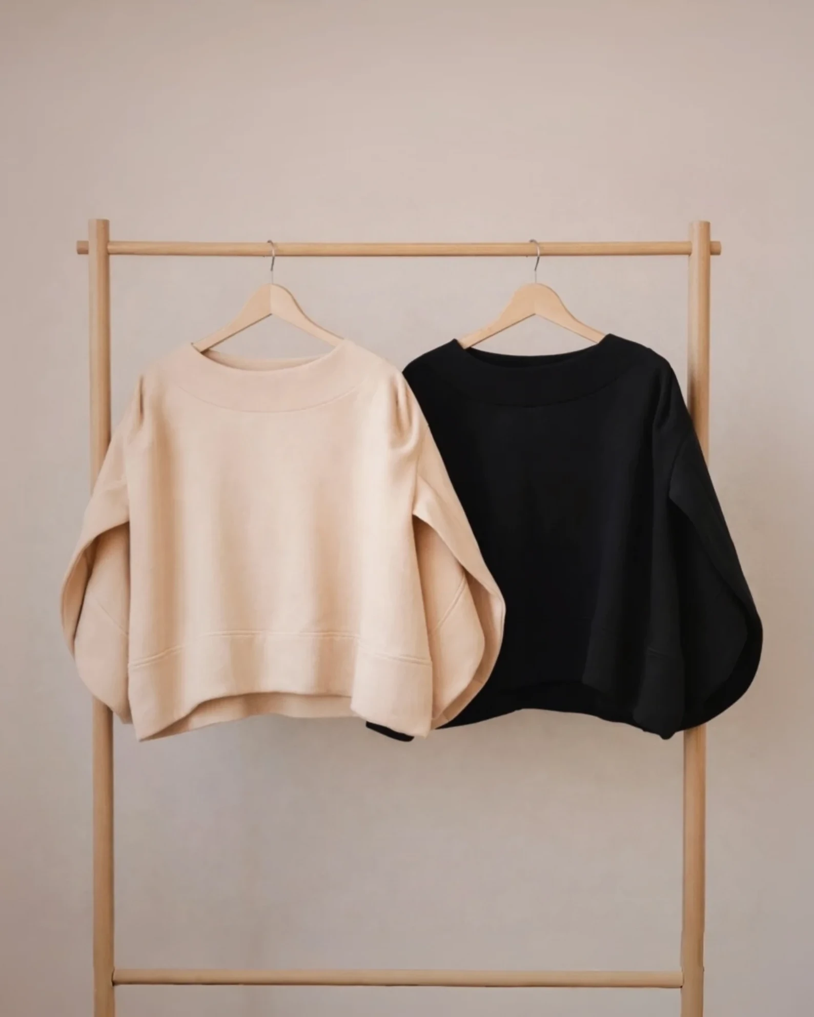 Calla Sweatshirt — slika 3