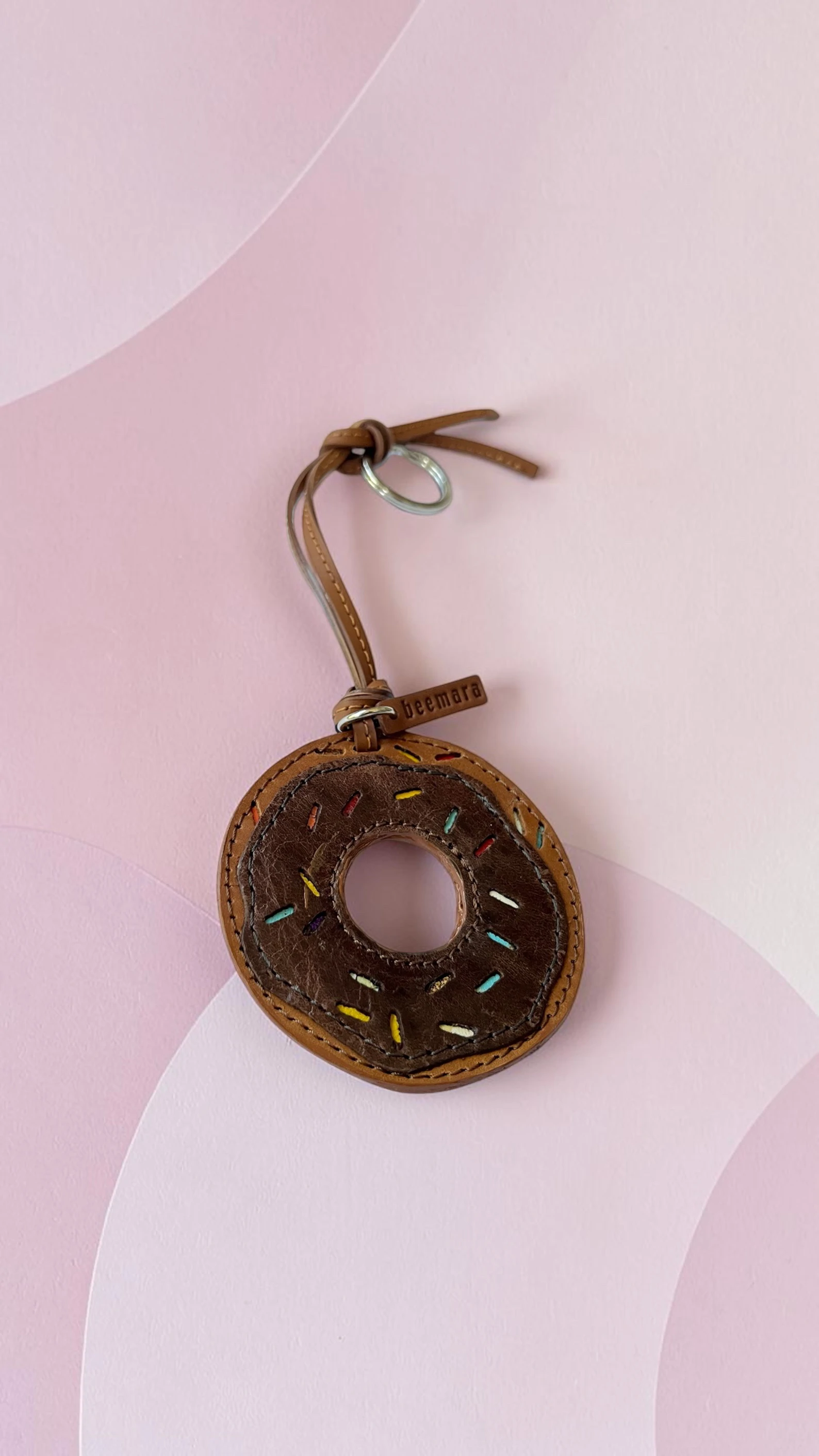 Beemara privjesci / charms — slika 28