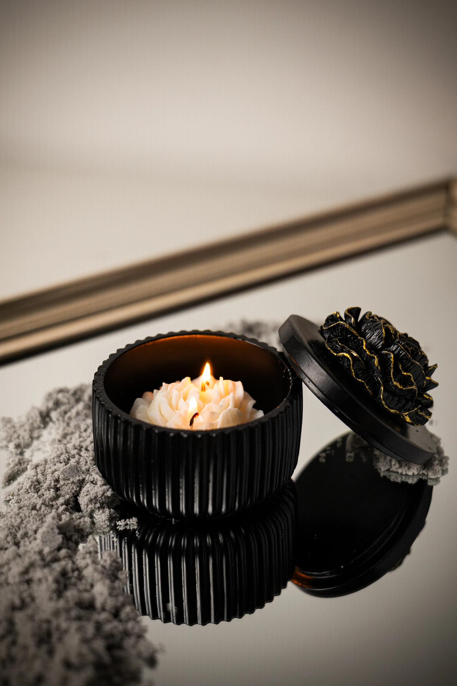 Svijeća Persian Midnight Bloom — slika 2