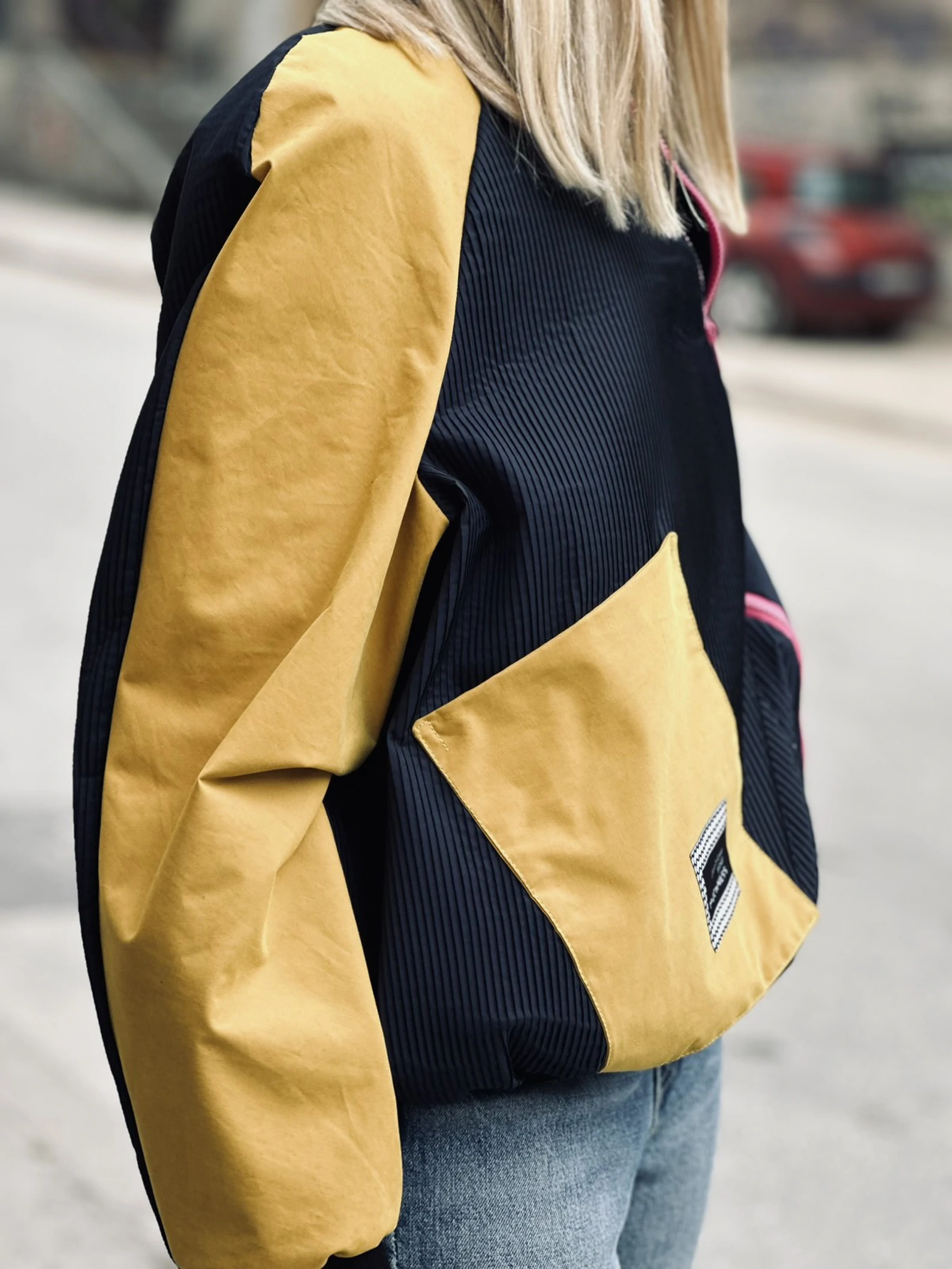 Muchness bomber jakna