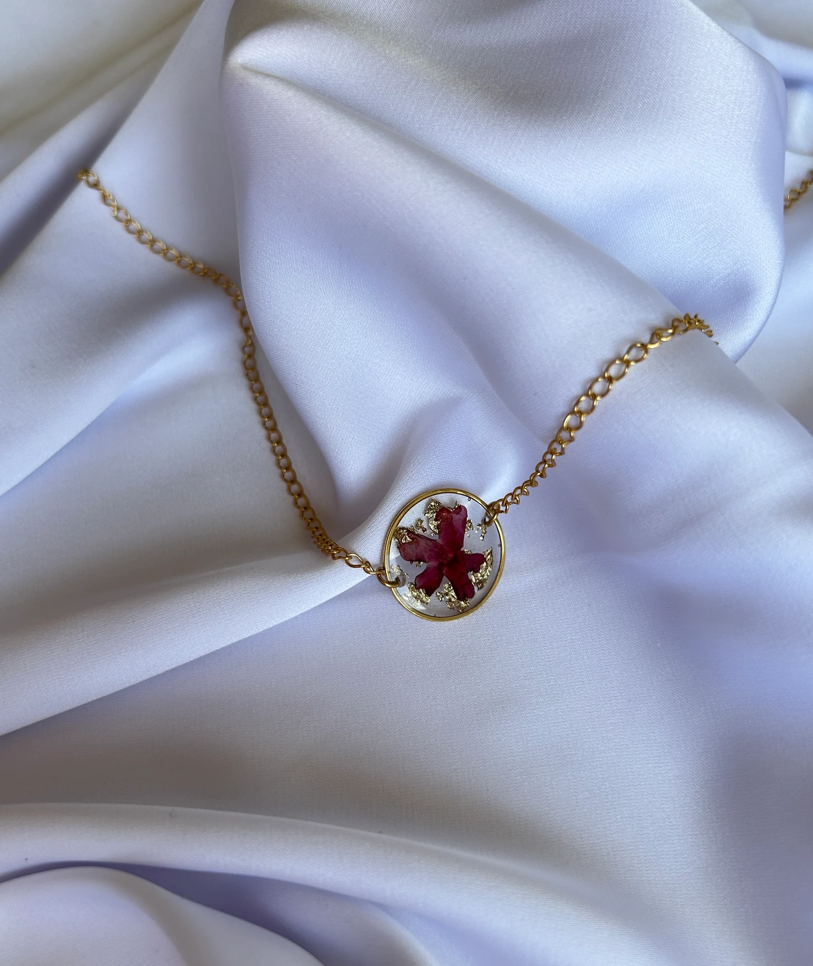 Choker ogrlica s cvijeticem — slika 2