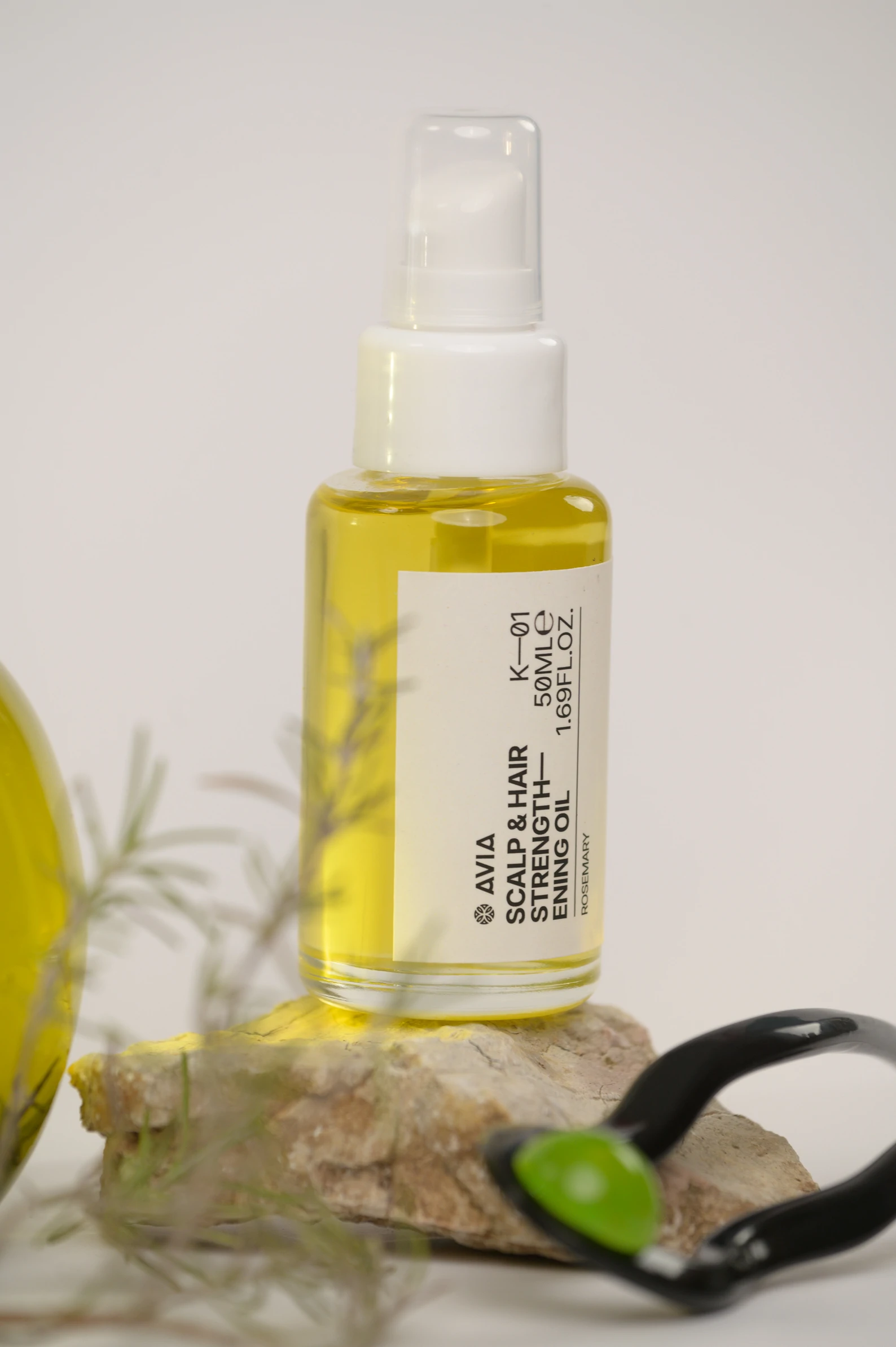 Scalp & Hair Strengthening Oil — slika 4