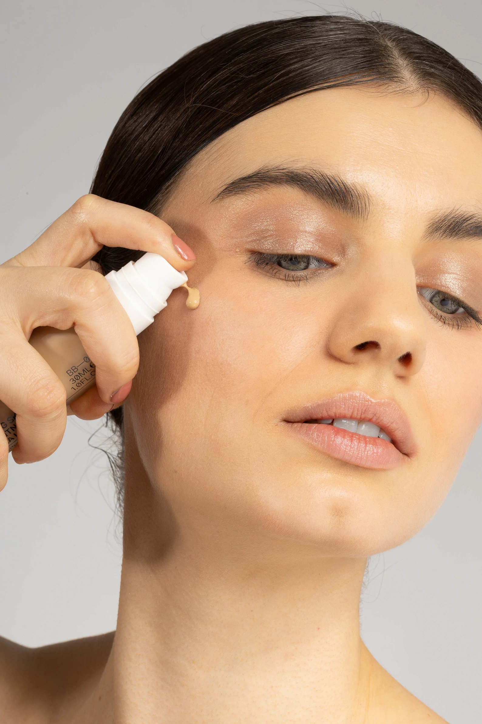 Hydrating Skin Tint  Sand