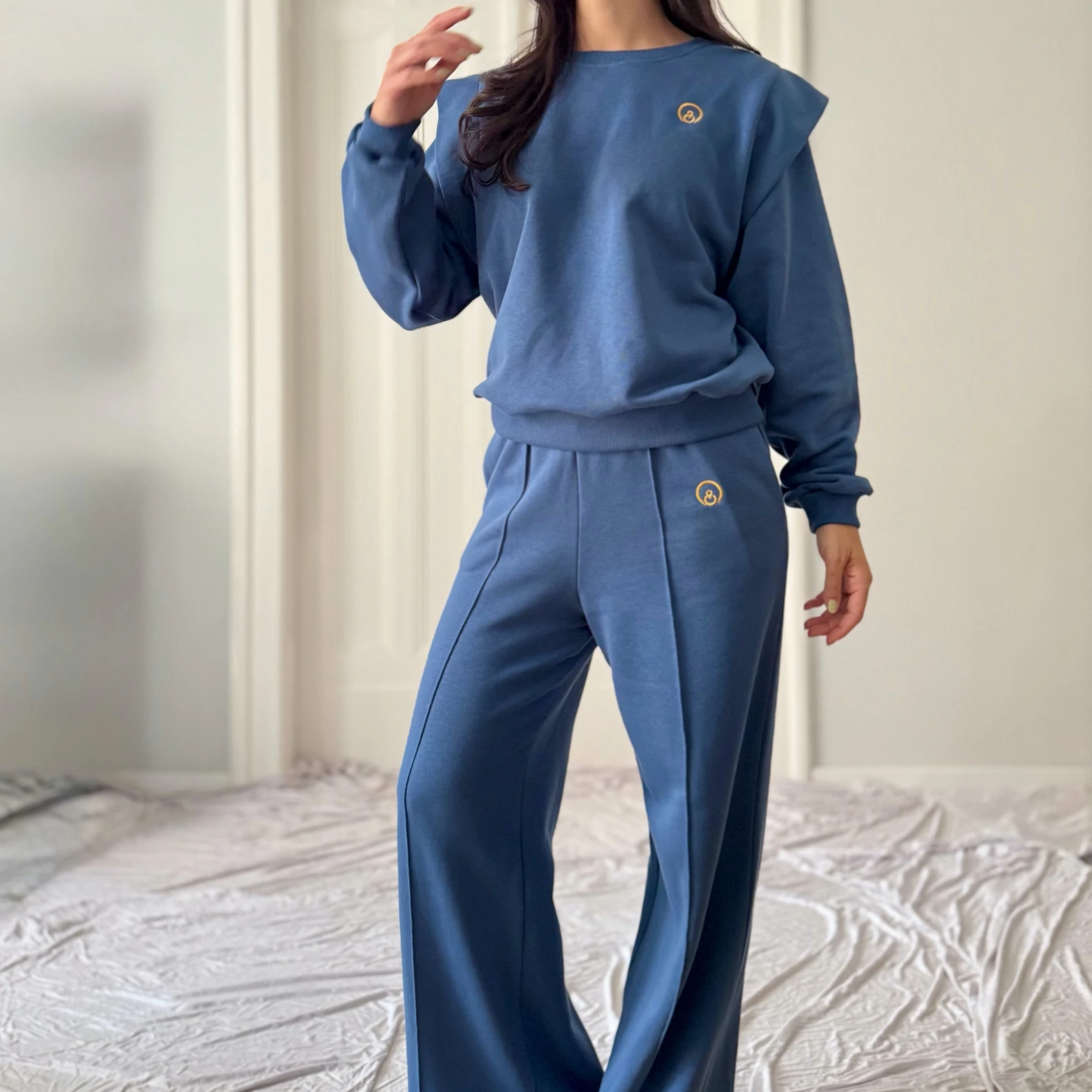 PAVONE "Maja” model sa širokim donjim dijelom