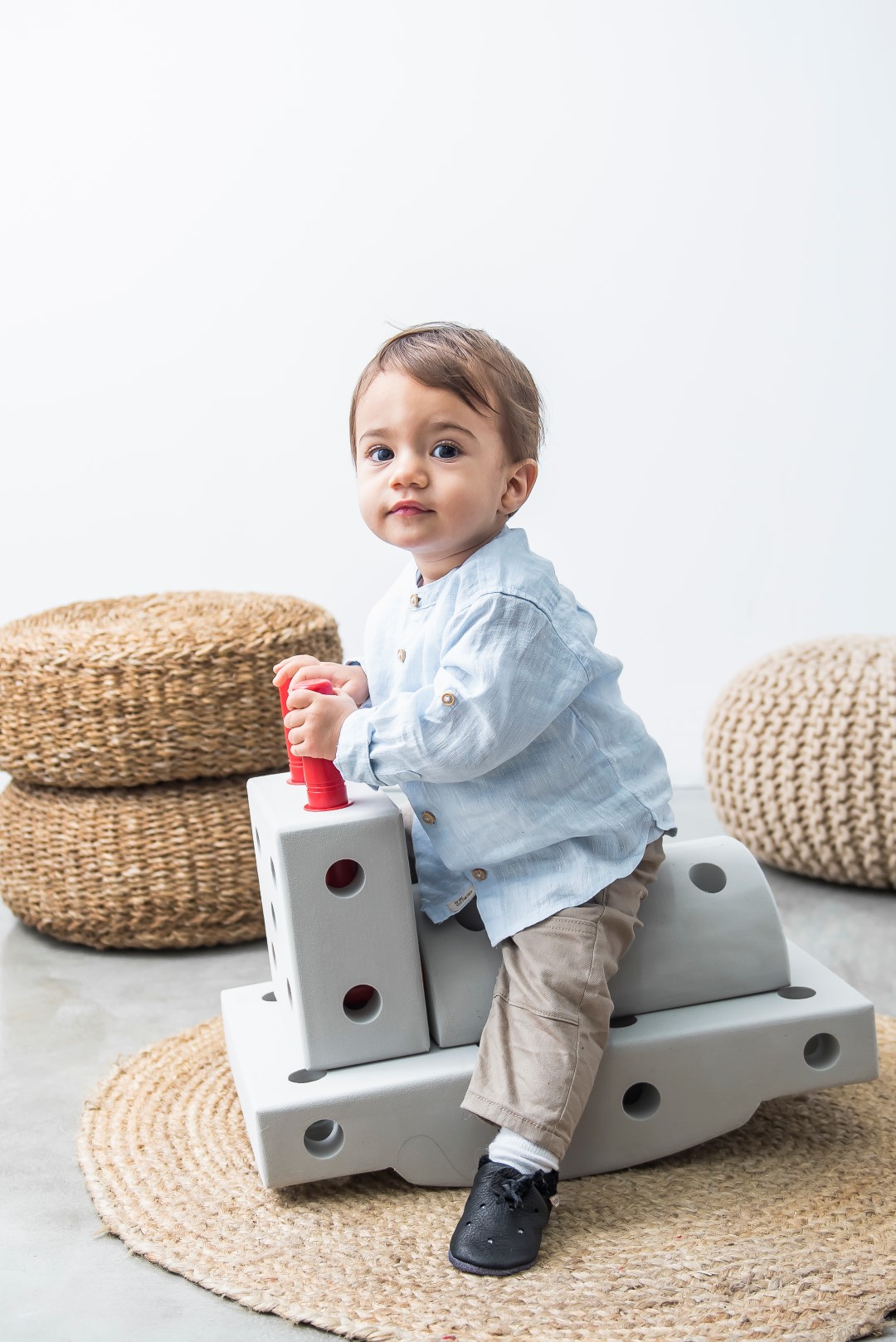 Super comfortable baby shoes, ideal for crawling, first steps and children up to 3 years old. Soft soles support natural feet development and barefoot walking. Made of genuine premium, vegetable-tanned leather, safe for child's bare feet. Cute small cuts 