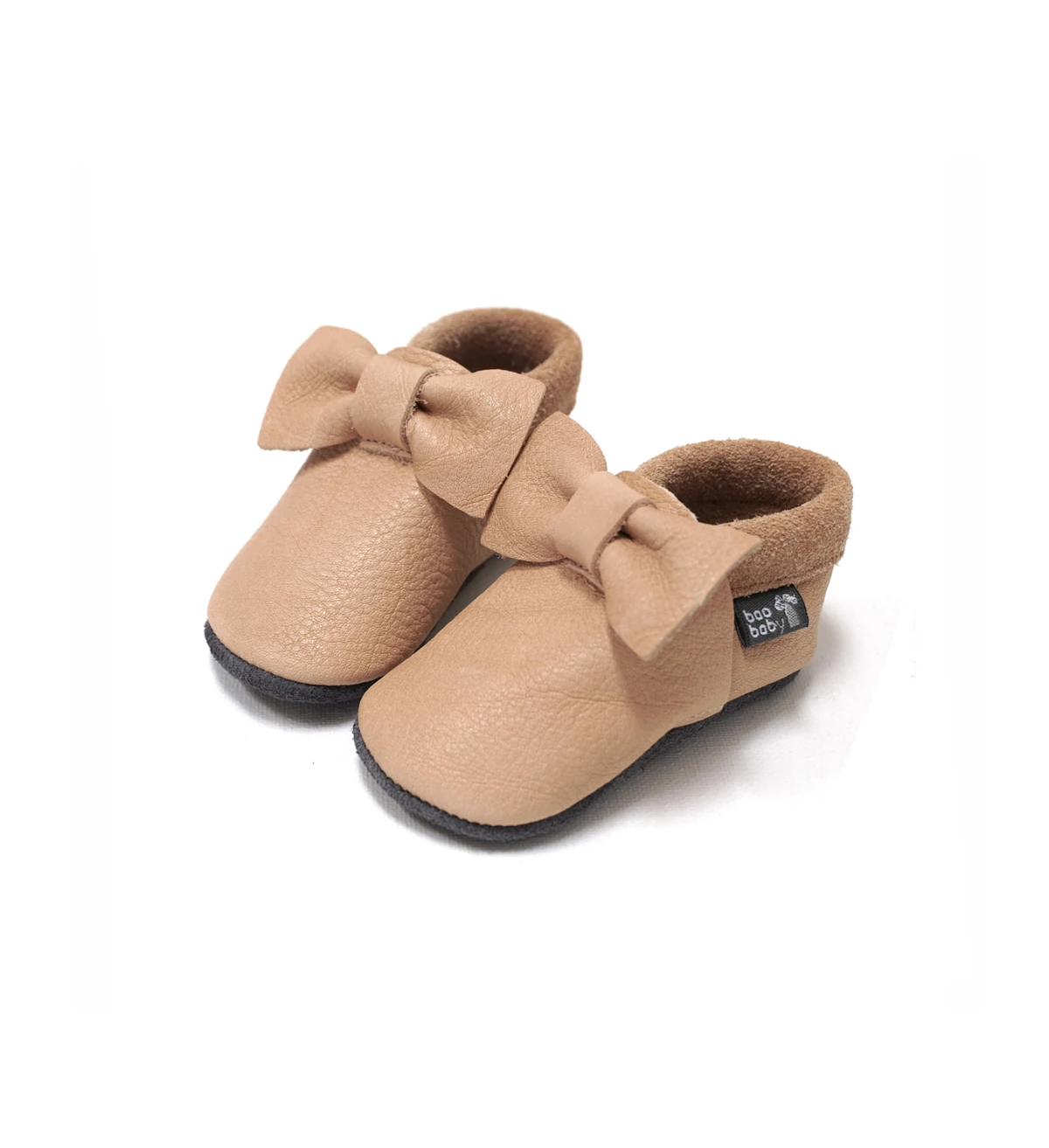 Cute shoes with little bows for your little girls. Super comfortable, ideal for crawling, first steps and children up to 3 years old. Soft soles support natural feet development and barefoot walking. Made of genuine premium, vegetable-tanned leather, safe