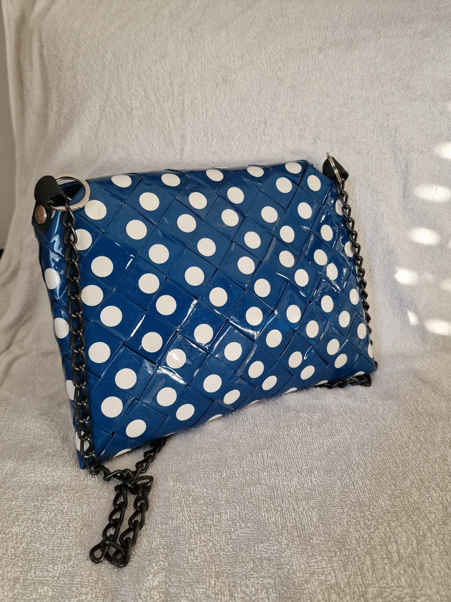 Plava torba sa tockama na preklop /Blue paper bag with dots and flap — slika 4