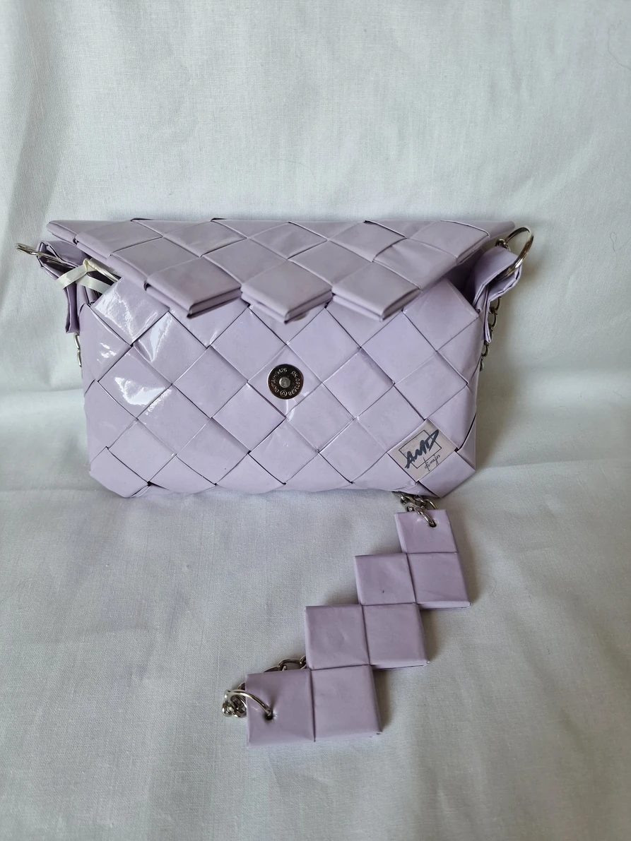 Pastelno lila torba na preklop / Pastel lilac bag with flap — slika 3
