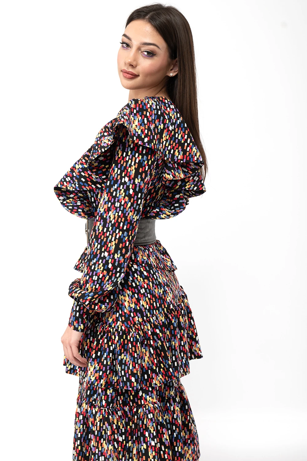 Vida dress is a ruffle-rich dress with a colorful print. — slika 2