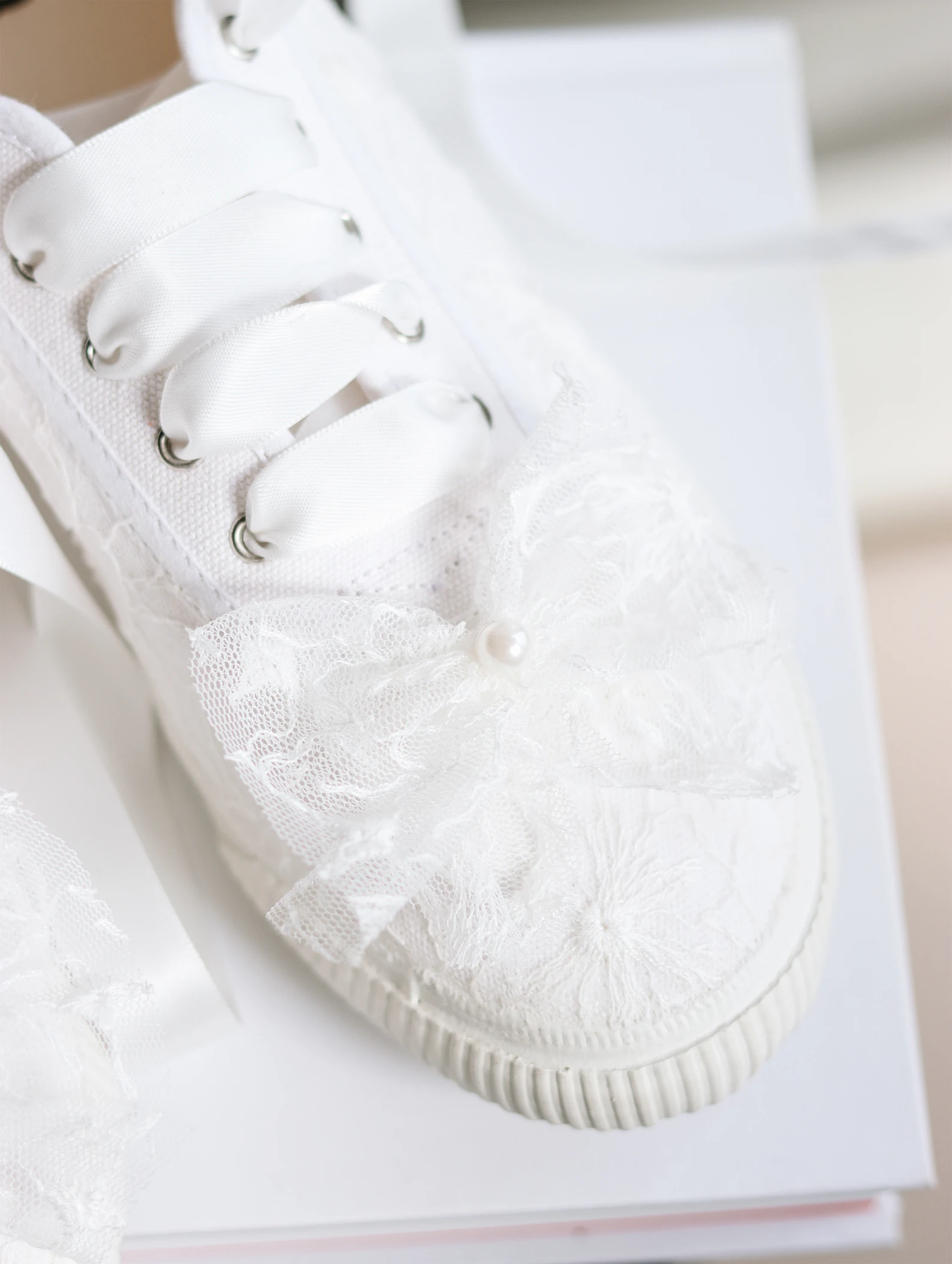 sneakers for wedding — slika 3