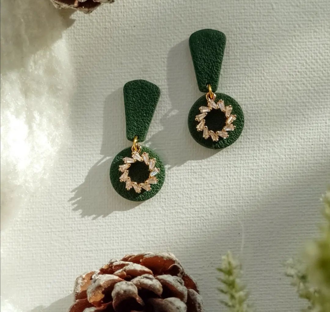 " Dainty Emerald" naušnice izrađene od polimerne, u kombinaciji s cirkonima
