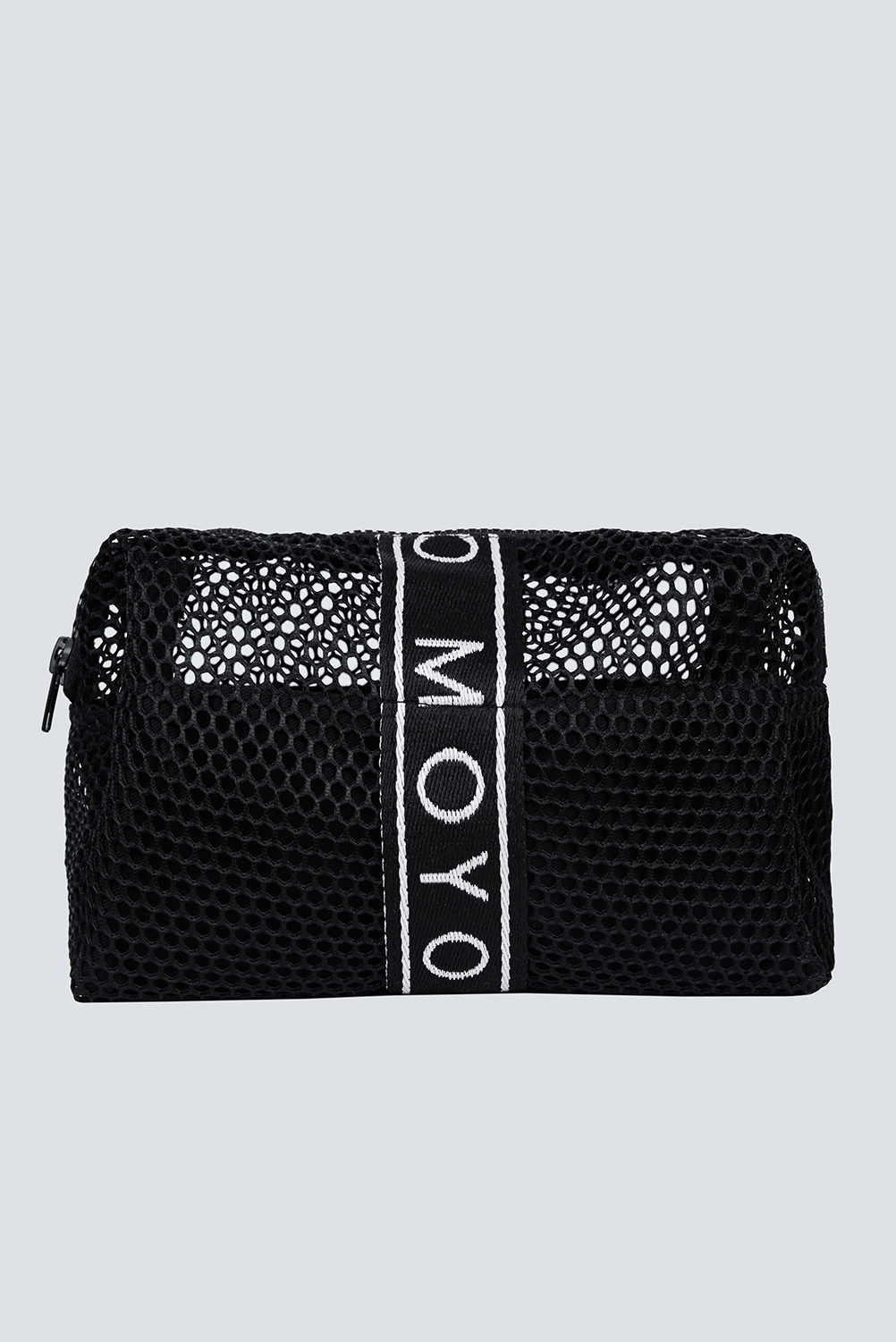 Breezy mini bag – elegantni i moderni neseser od poluprovidne mreže.