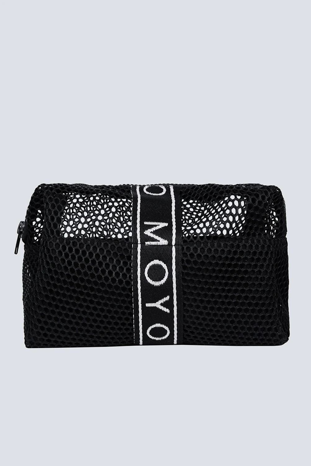 Breezy mini bag – elegantni i moderni neseser od poluprovidne mreže.
