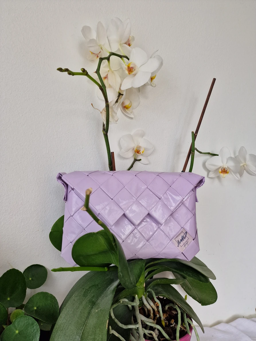 Mala lila  torba od papira/ A small paper bag — slika 7