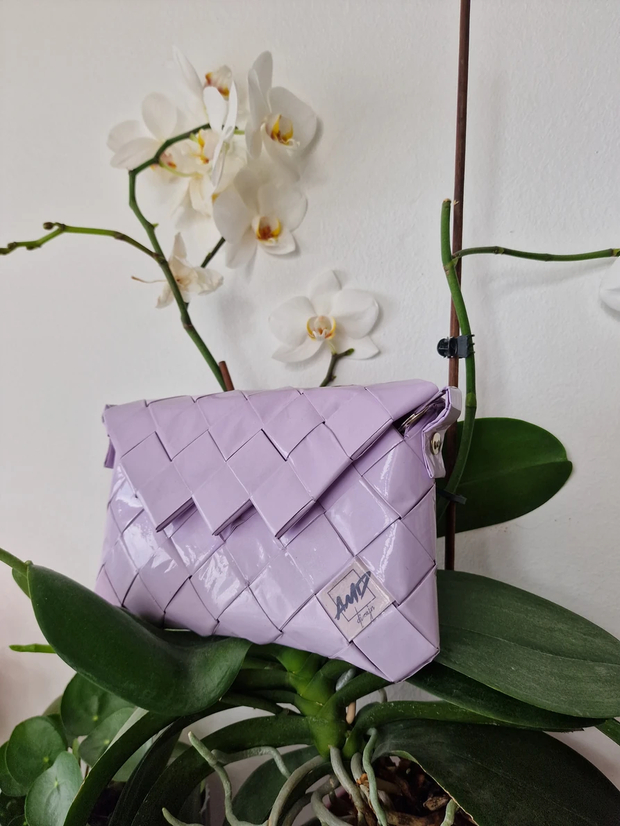 Mala lila  torba od papira/ A small paper bag — slika 9