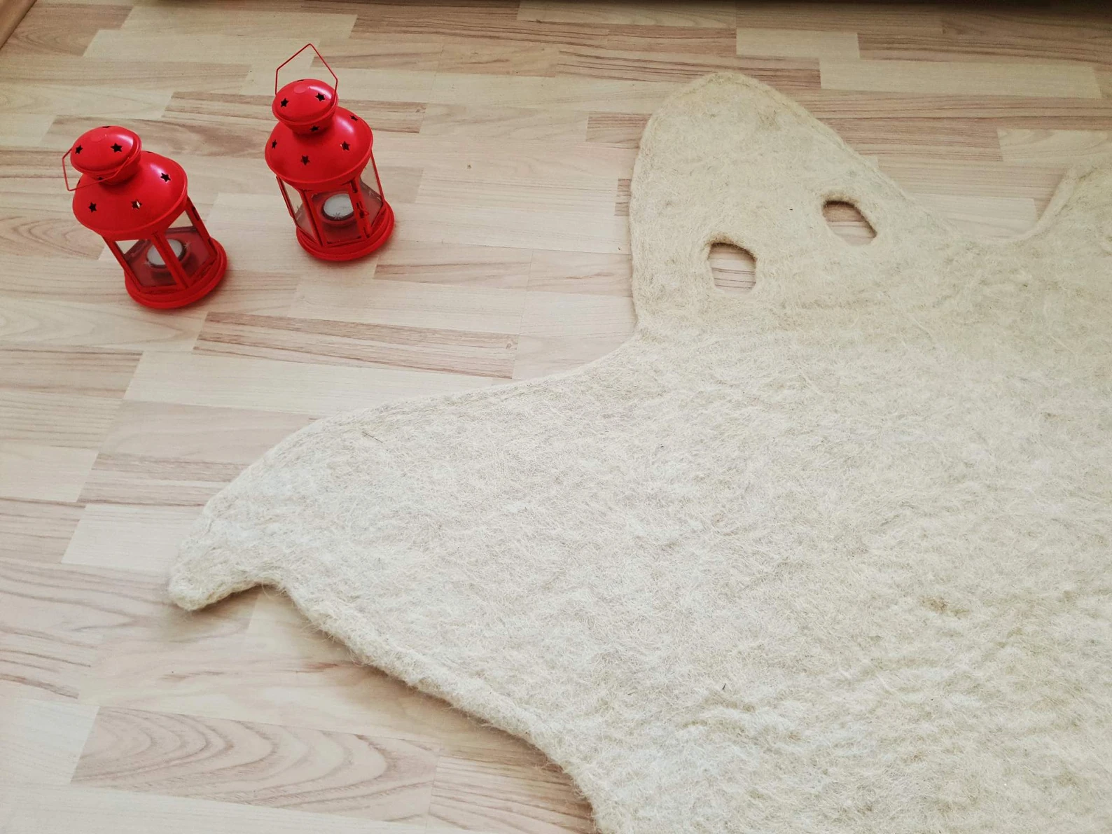 Vuneni tepih u obliku duha — slika 3