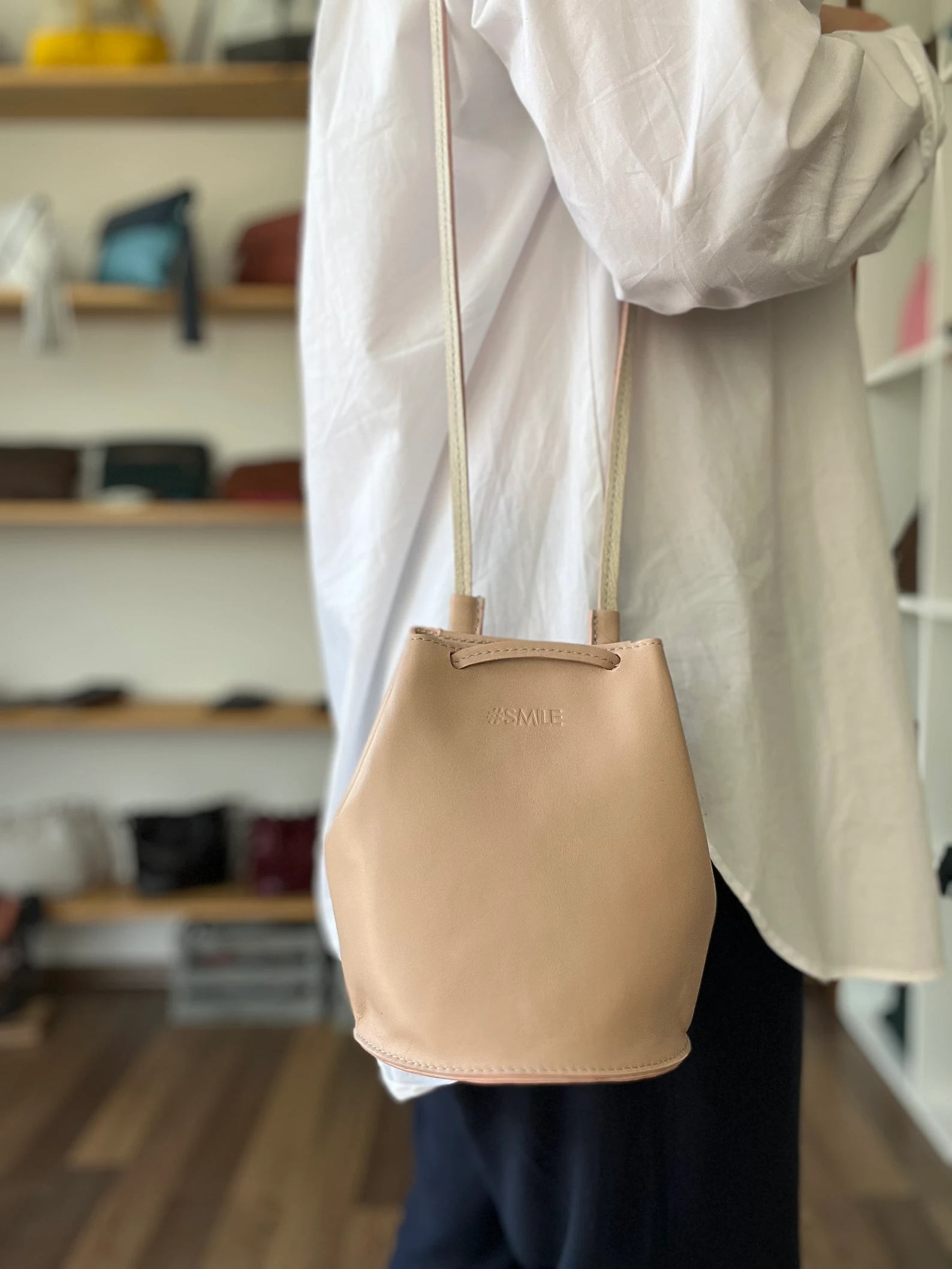 Beemara MINI BUCKET bag — slika 2